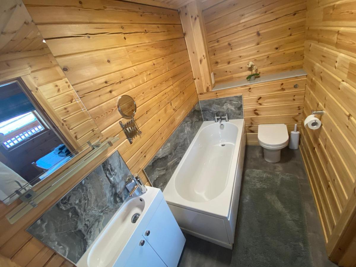 Pine Lodge Gorebridge Exteriér fotografie